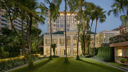 Mandarin Oriental, Bangkok Restores Its Authors’ and Garden Wings