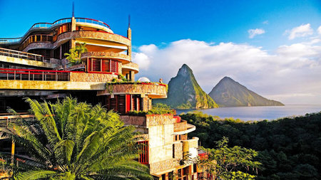 St Lucia's Jade Mountain Celebrates Early This Season with Special Offers