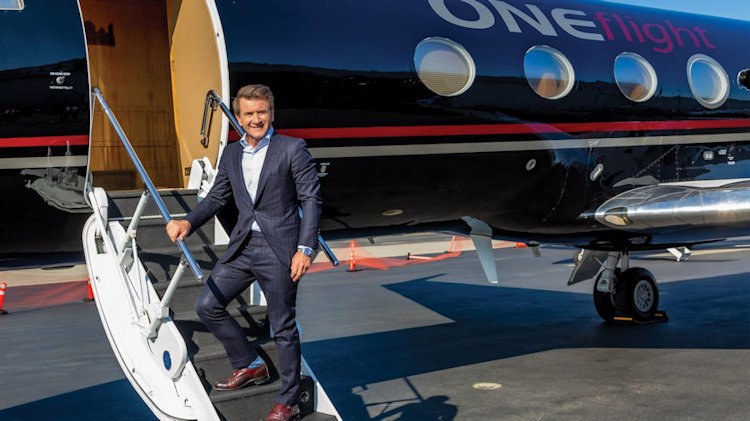 Robert Herjavec Joins ONEflight International as Brand Ambassador