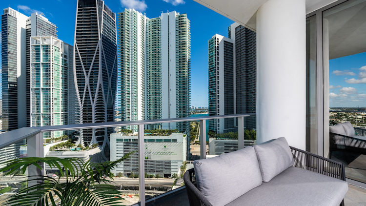 Miami's Luxurious Elite Sky Tower Miami is Now Offering Vacation Rentals