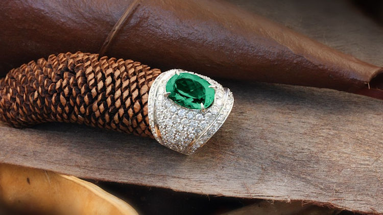 6 Facts You Should Know Before Discarding the Thought of an Emerald Engagement Ring