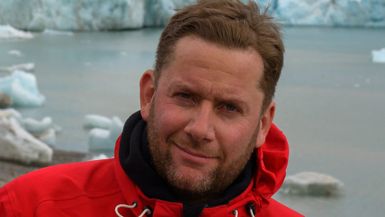 Hurtigruten CEO Daniel Skjeldam Named 2021 AFAR Travel Vanguard 