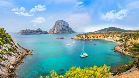 The Ultimate Travel Tips to Enjoy the Luxuries of Ibiza Island