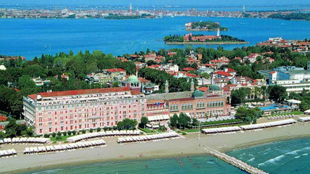 Hotel Excelsior Venice Offers New Summer Program for Families