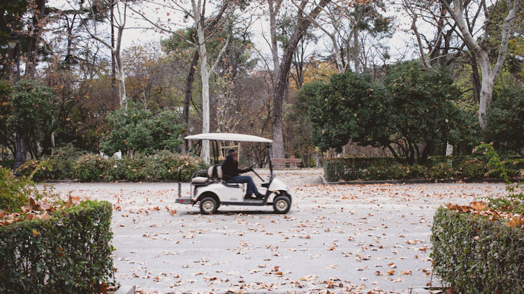 How to Maintain Your Golf Cart for Maximum Performance