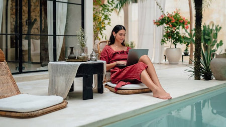 Preparing for Remote Work from Exquisite Locations: A Digital Nomad's Guide 