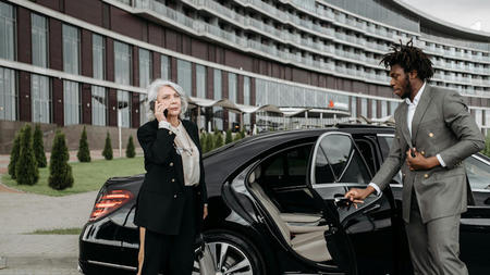 5 Destinations Where Hiring a Car Service is a Must