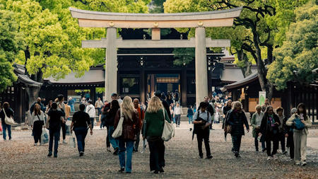 Japan's 10 Million Milestone: What’s Behind the Surge in Luxury Foreign Visitors in 2025?
