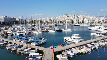 Architecture & Aesthetics at Port: Coastal Styles That Inspire Interiors and Journeys