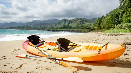 Discover Oahu in Style: Tandem Kayak Adventures Along the Island’s Coastlines
