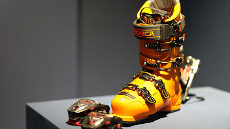 How to Choose the Perfect Ski Boots for Beginners