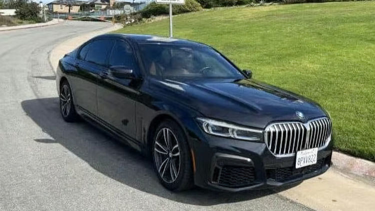 Why Used Private Party Luxury Cars Are in High Demand in the USA