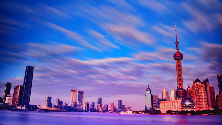 How to Keep Your Clothes Fresh While Exploring Shanghai as a Tourist