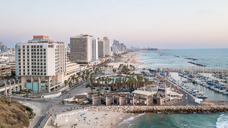 What to Expect from a Beachfront Hotel in Tel Aviv: The Carlton Experience