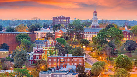 Exploring Macon: A Traveler’s Guide to Georgia’s Historic City