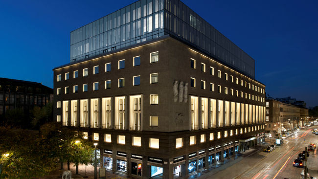 Armani Hotel Milano Opens