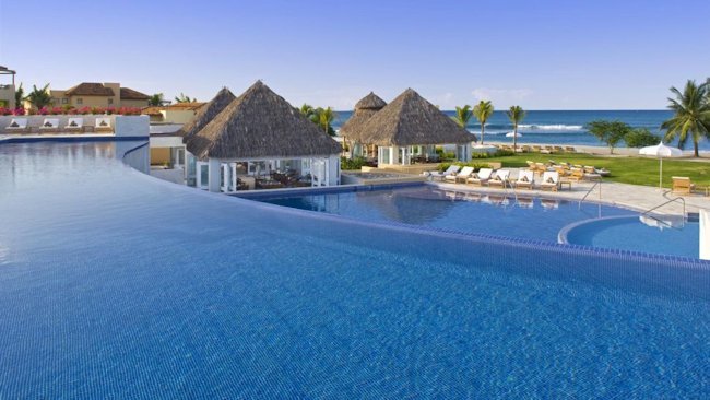 The St. Regis Punta Mita Resort Offers Gourmet Festival Weekend Package 