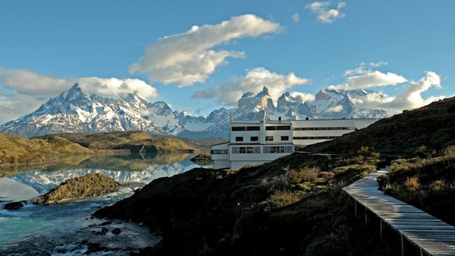 Explore the Soul-stirring Scenery of Torres del Paine National Park 