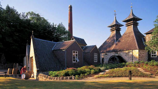 Spirit of Place: Scotland's Great Whisky Distilleries 