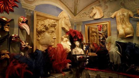 Experience Carnival Like a True Venetian