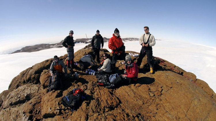 White Desert Antarctica Offers ‘The Explorer Academy’ in Antarctica