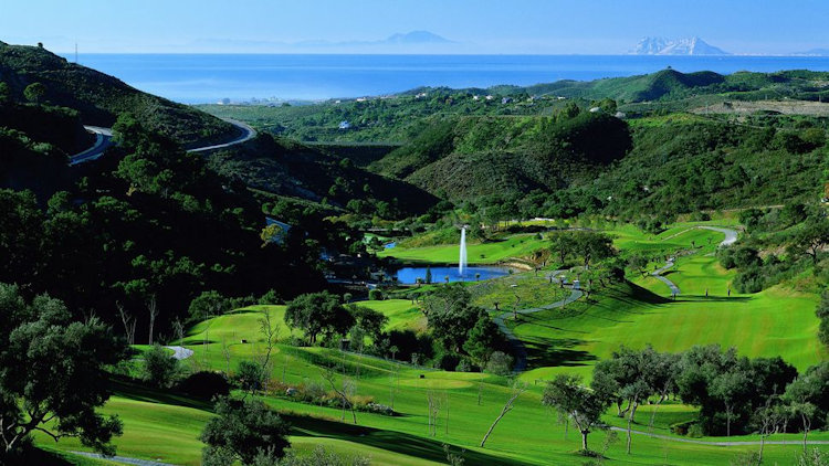 5 Most Luxurious Golf Destinations in the World