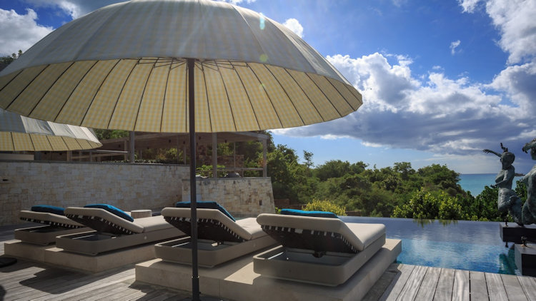 Reunite, Escape and Exhale this Winter in the Tropical Caribbean Sun at Pearns Bay