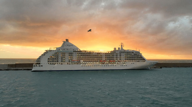 Regent Seven Seas Cruises Unveils Two Rich Luxury Travel Offers for 2022-2023