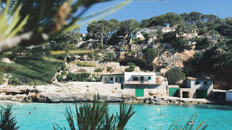 New Direct Flight Opens Spanish Island of Mallorca to Luxury U.S. Travelers