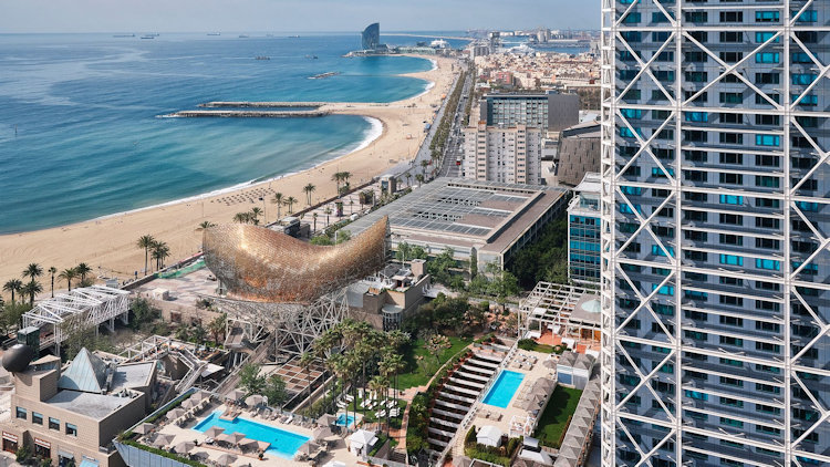 Hotel Arts Barcelona Unveils Summer Experiences with Launch of Marina Coastal Club 