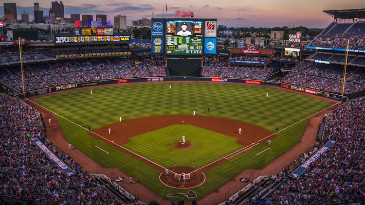 How to Enjoy Your Day at a Baseball Game