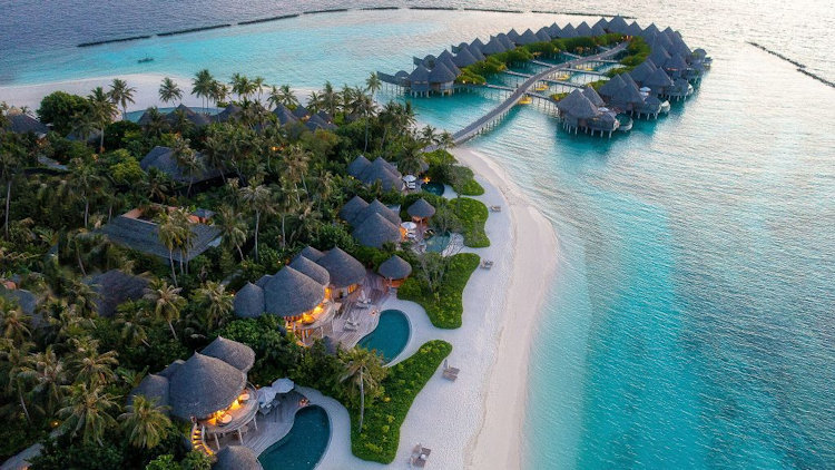 Multi-generational Travel at The Nautilus Maldives