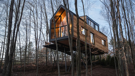 The Chatwal Lodge Unveils 3 Treehouses, Redefining Luxury in New York's Catskills Region 