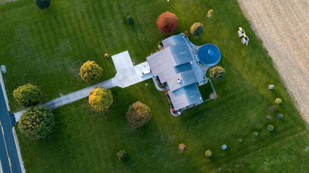 The Role of Roofing in Enhancing the Aesthetic of a Luxury Home