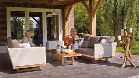 Backyard Bliss: 6 Ways to Upgrade Your Patio This Year