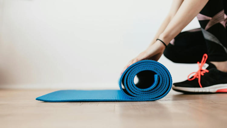 Lagree on the Road: Tips to Maintain Your Pilates Routine Anywhere