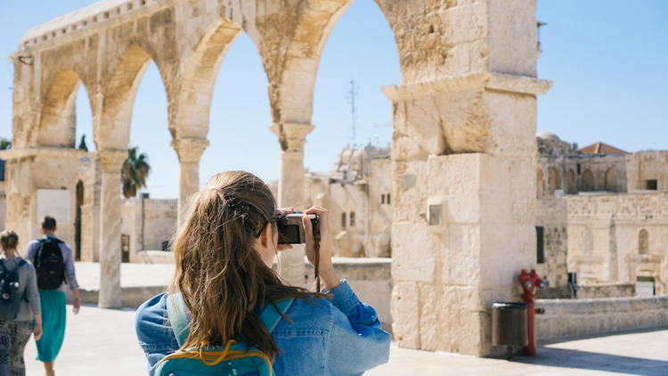Exploring The Origins Of Unknown Travel Images - A Traveler's Adventure