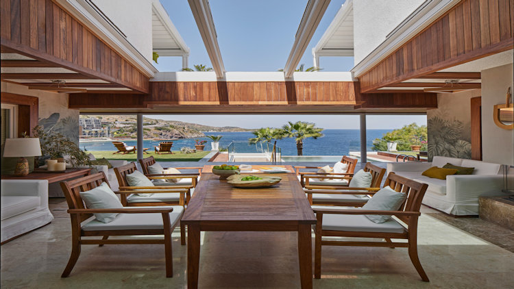 Rose Beach Garden Celebrates Luxury Lifestyle Awards 2025 Victory