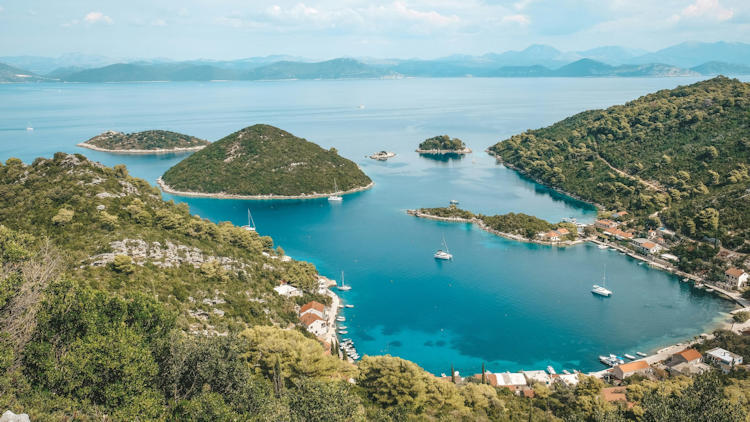 Rent a Yacht for a Day in Dubrovnik – Boat Rental Tours 