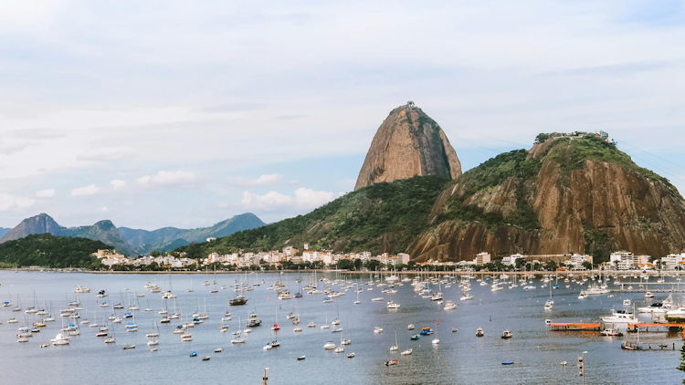 Best Times to Visit Brazil: Weather, Festivals, and Local Life
