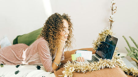 Things Your Gift Shop Should Provide if You’re Catering to a Traveling Customer