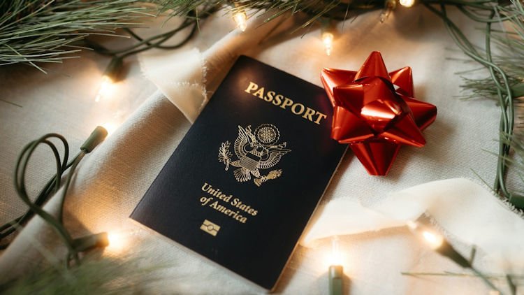 Unique Travel-Friendly Gifts Perfect for Corporate Jetsetters