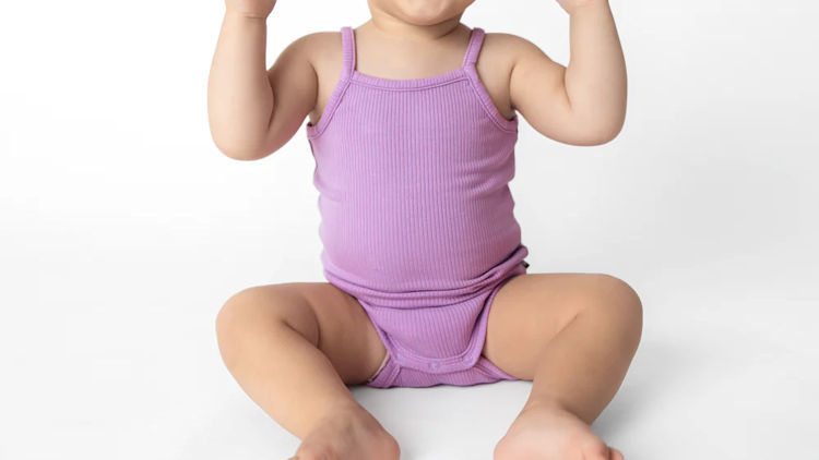 6 Things to Consider Before Packing Sleeveless Onesies for Travel