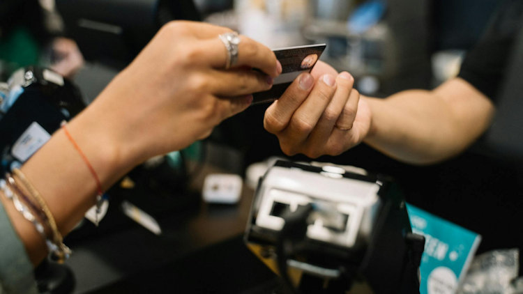 The True Cost of Using the Wrong Card While Traveling