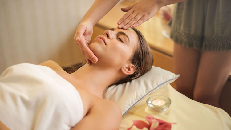 The Best Wellness Retreats for Solo Female Travelers in the U.S.