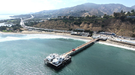 How to Navigate Los Angeles in Style and Comfort