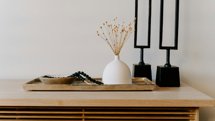 Texture Over Ornament: The Surface Trends Shaping High-End Hospitality
