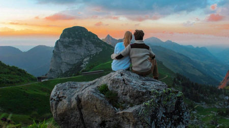 How Couples Can Plan an Expensive Vacation Without Financial Disagreements