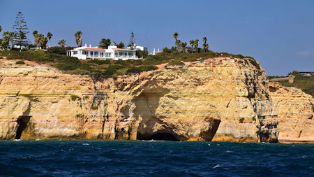 How to Choose a Coastal Villa You Will Love Beyond the View