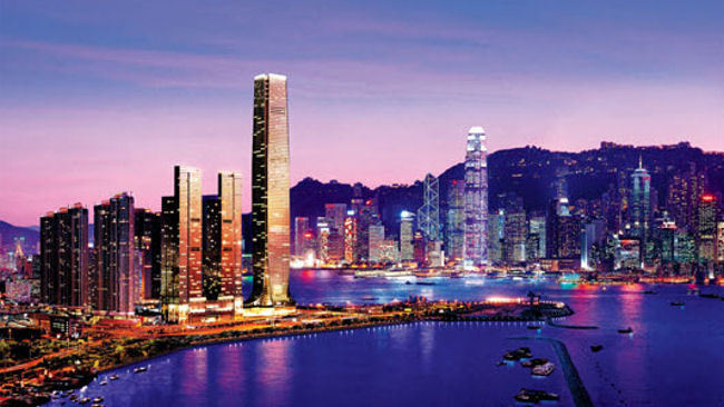 Ritz-Carlton Hong Kong Has World's Highest Hotel Pool